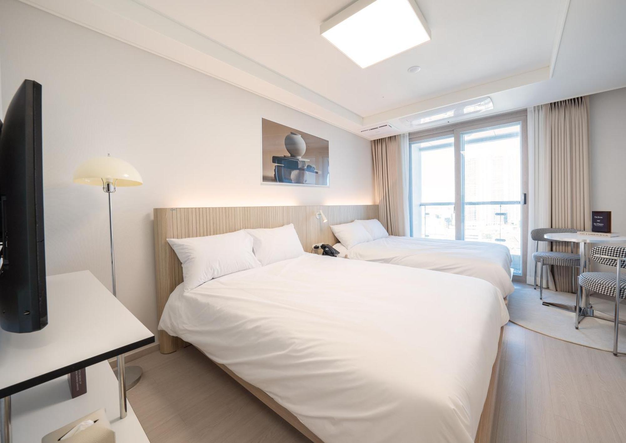 Aparthotel Uh Flat The Sokčcho Pokoj fotografie