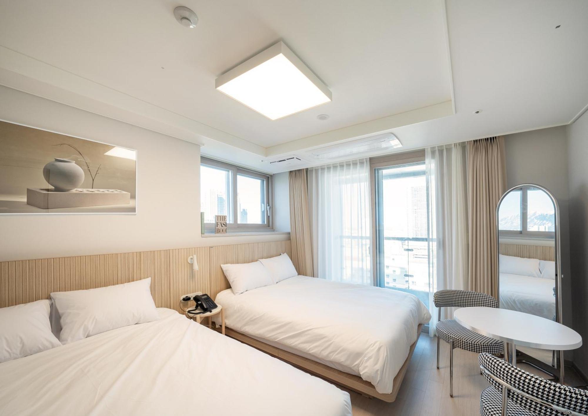 Aparthotel Uh Flat The Sokčcho Pokoj fotografie